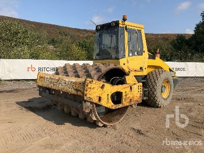 Photo of a 2005 Bomag BW213DH-4
