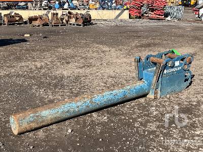 CONQUIP EA012AR-04000 Pipe Laying Hook Excavator Attachment - Other CONQUIP EA012AR-04000 Pipe Laying Hook Excavator Attachment - Other