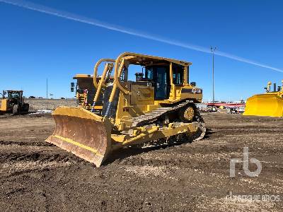 Photo of a 1998 Caterpillar D8R