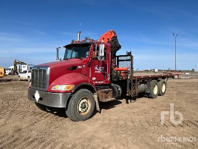 Photo of a 2012 Peterbilt 348