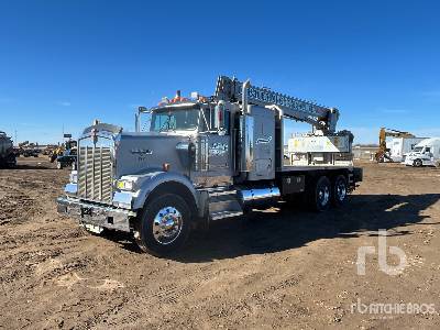 Photo of a 1997 Kenworth W900