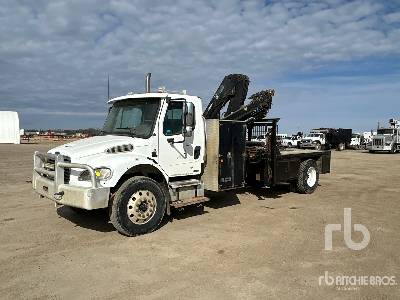 Photo of a 2004 Freightliner M2 106