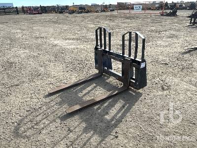Photo of a  Manitou 42 in