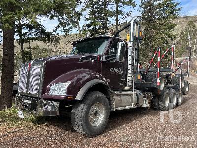Photo of a 2024 Kenworth T880