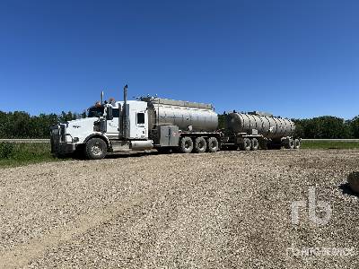 Photo of a 2015 Kenworth T800