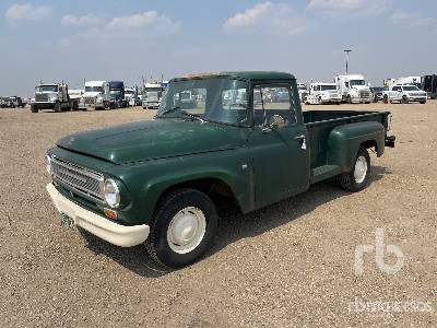 Photo of a 1968 International HARVESTER 1100
