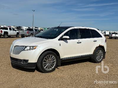Photo of a 2011 Lincoln MKX