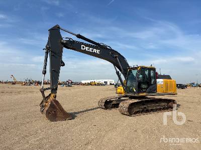 Photo of a 2014 John Deere 210G LC