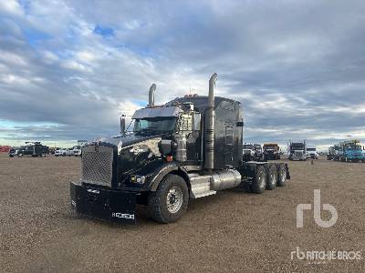Photo of a 2013 Kenworth T800