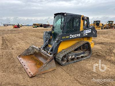 Photo of a 2017 John Deere 323E