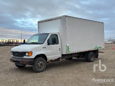 2003 Ford ECONOLINE E-450 For Sale (82187801) from Ritchie Bros