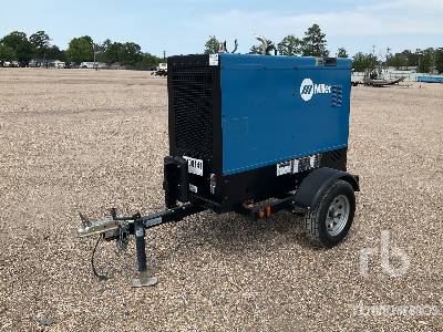 Photo of a 2022 Miller BIG BLUE 500 PR