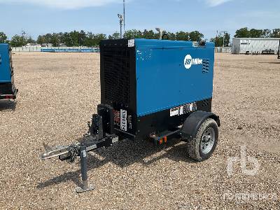Photo of a 2022 Miller BIG BLUE 500 PR