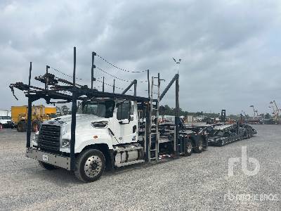 Photo of a 2020 Freightliner 114SD