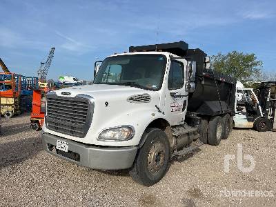 Photo of a 2007 Freightliner M2 112