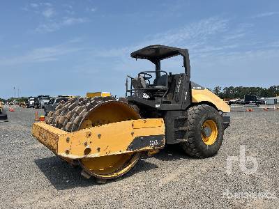 Photo of a 2014 Volvo SD115