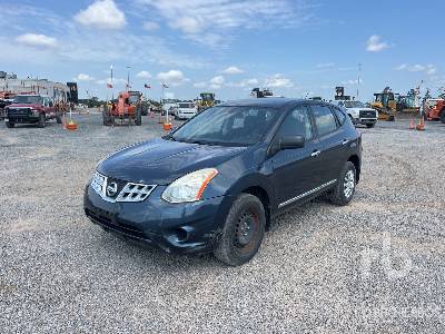 Photo of a 2013 Nissan ROUGE