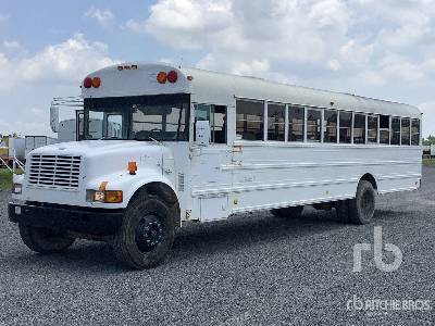 Photo of a 2000 International 3800