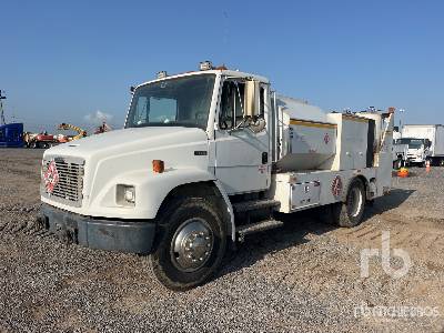 Photo of a 2001 Freightliner FL-70