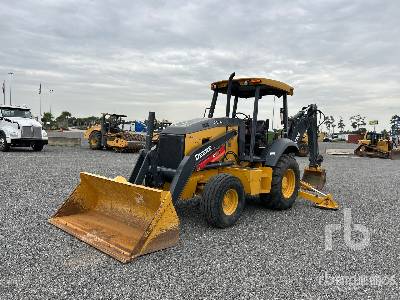 Photo of a 2023 John Deere 310G