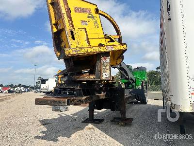 Photo of a 2019 John Deere 437E