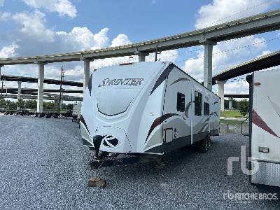 2012 KEYSTONE  SPRINTER  32 ft T/A  Travel Trailer