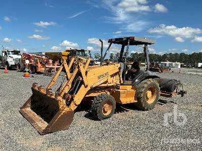 Photo of a 1999 Case 570 XLT