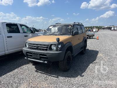Photo of a  Toyota LAND CRUISER