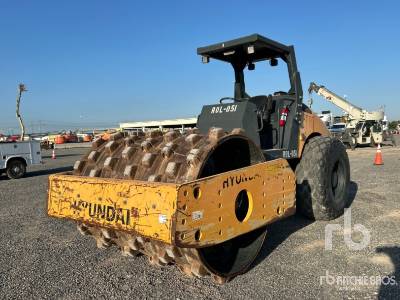 Photo of a  Hyundai HL-120