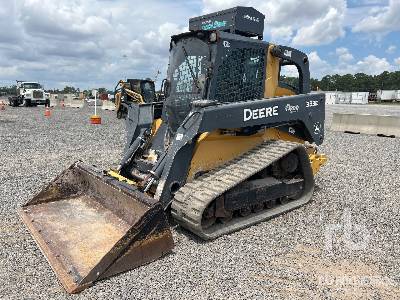 Photo of a 2015 John Deere 333E