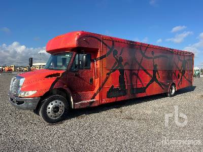 2013 INTERNATIONAL  3000  Bus