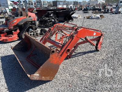 KUBOTA LA480 58 in Tractor Loader KUBOTA LA480 58 in Tractor Loader