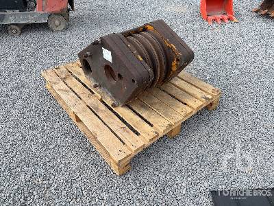 10 in Hook Block 10 in Hook Block