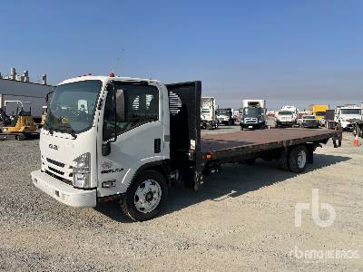 Photo of a 2017 Isuzu NRR