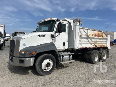 Photo of a 2013 Caterpillar CT660