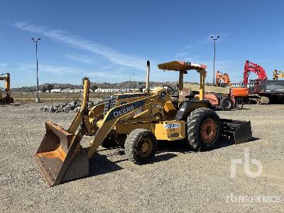 Photo of a 2005 John Deere 210LE