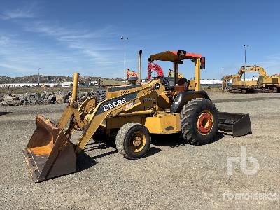 Photo of a 2005 John Deere 210LE