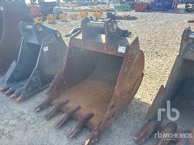 Photo of a  Werk-Brau 42 in Digging - Fits Komatsu 21 ...