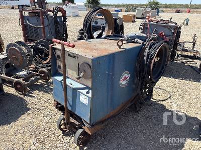 MILLER ELECTRIC CP-250TS Welder MILLER ELECTRIC CP-250TS Welder