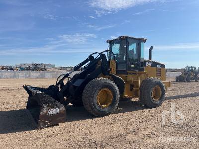 Photo of a 2002 Caterpillar IT28G