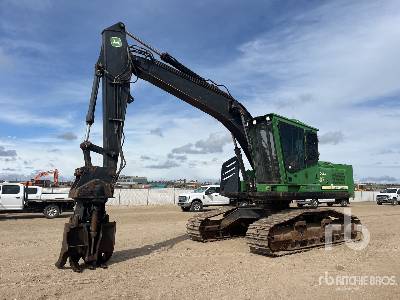 Photo of a 2006 John Deere 2054