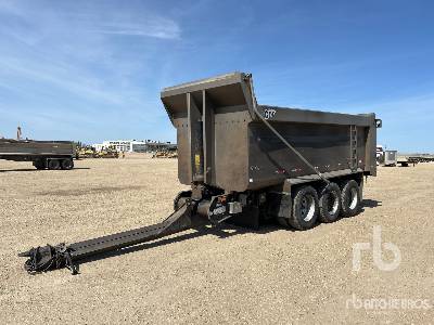 Photo of a 2020 Cross Country 21 ft Tri/A