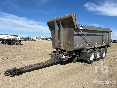 Photo of a 2020 Cross Country 19 ft Tri/A