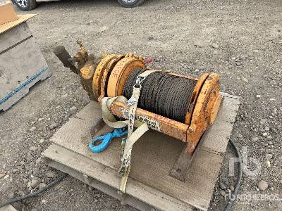 Photo of a 2010 Ingersoll Rand 4000 lb Air Powered
