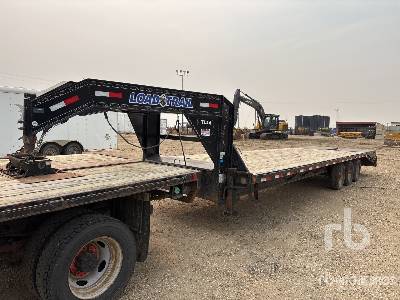 2018 LOAD TRAIL 30 ft Tri/A Gooseneck Equipment Trailer 2018 LOAD TRAIL 30 ft Tri/A Gooseneck Equipment Trailer