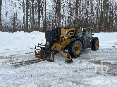 Photo of a 2017 Caterpillar TL1055D