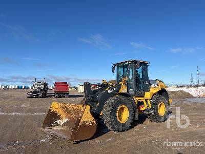Photo of a 2018 John Deere 524K-II