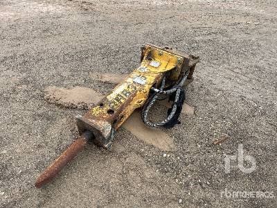 Photo of a 2018 Magnum RHB305-6