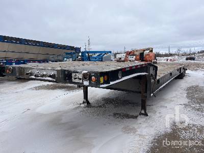 Photo of a 2011 Landoll 930