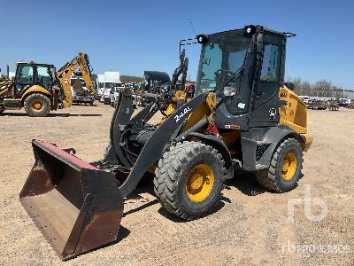 Photo of a 2019 John Deere 244L